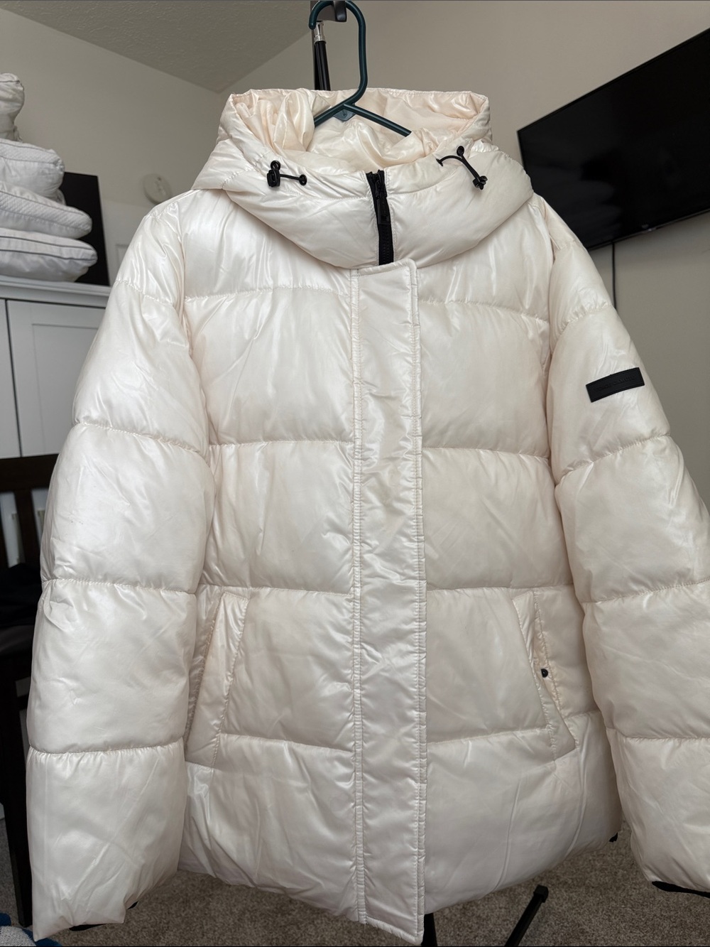 Women's Ivory Puffer Jacket with Hood